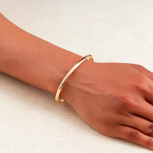 9ct Yellow Gold Hinged Bangle - Image 2